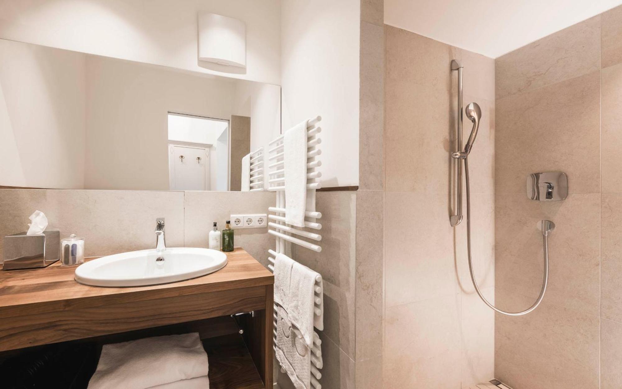 Hotel Villa Kastelruth 4*